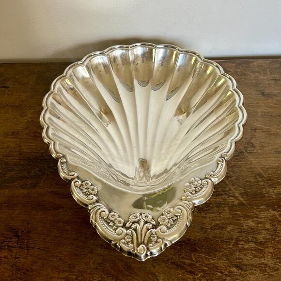 Vintage Silver Plated Shell Style Serving Bowl | Seashell Decor - Picture 2 of 6